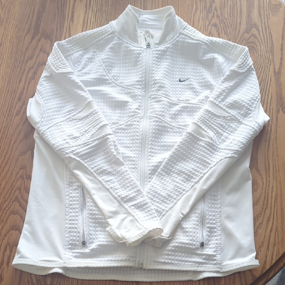 Nike Women's White Sphere Thermal Jacket